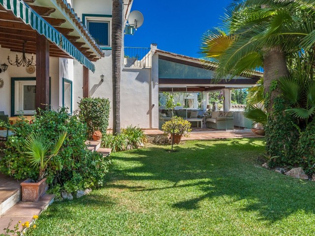 4 Soveroms Villa i Marbesa