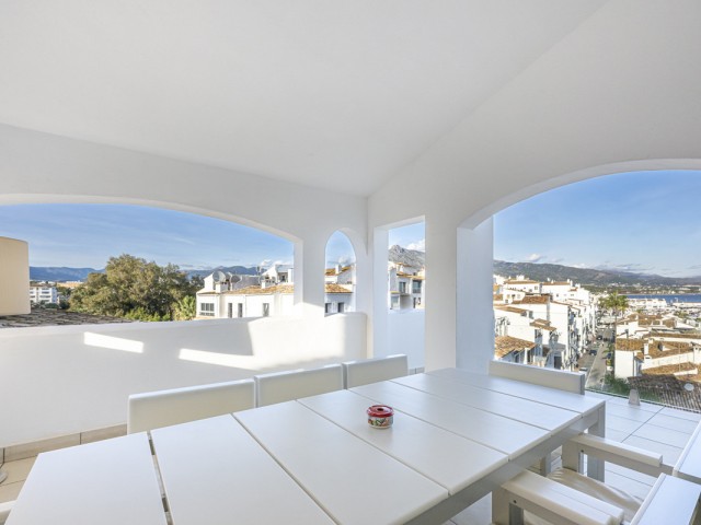 Penthouse in Puerto Banús