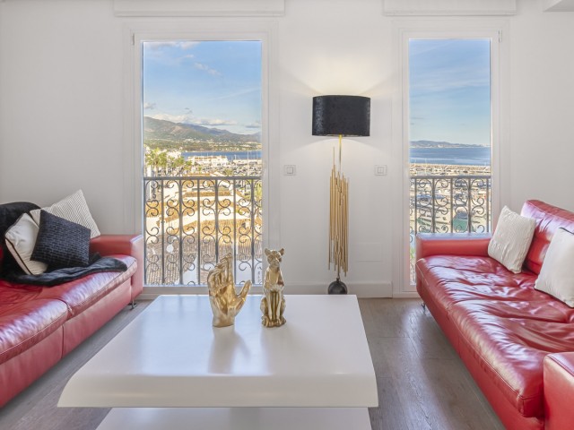 Penthouse in Puerto Banús
