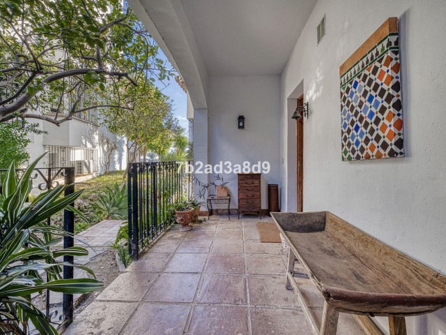 5 Slaapkamer Appartement in Nueva Andalucía