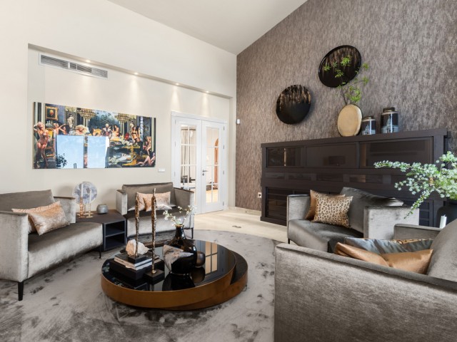 7 Soveroms Villa i Benahavís