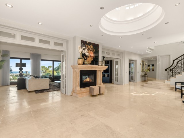 7 Soveroms Villa i Benahavís