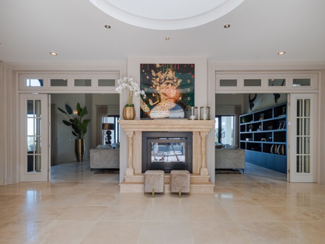 7 Soveroms Villa i Benahavís