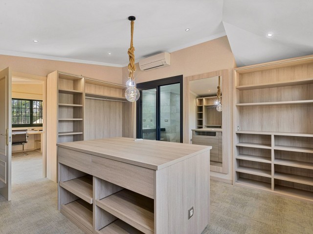 5 Schlafzimmer Villa in Guadalmina Baja