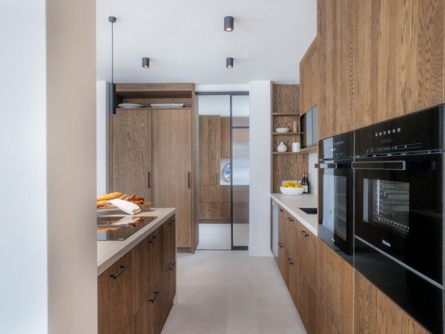 Villa con 6 Dormitorios  en Las Brisas