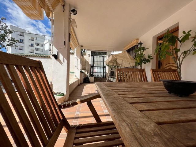 4 Bedrooms Villa in Nueva Andalucía