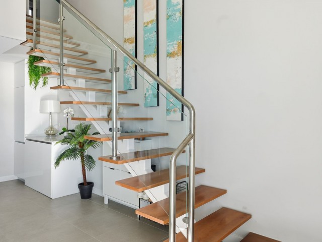 Penthouse avec 3 Chambres  à Benalmadena