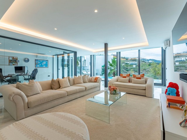 4 Bedrooms Villa in La Cala Golf