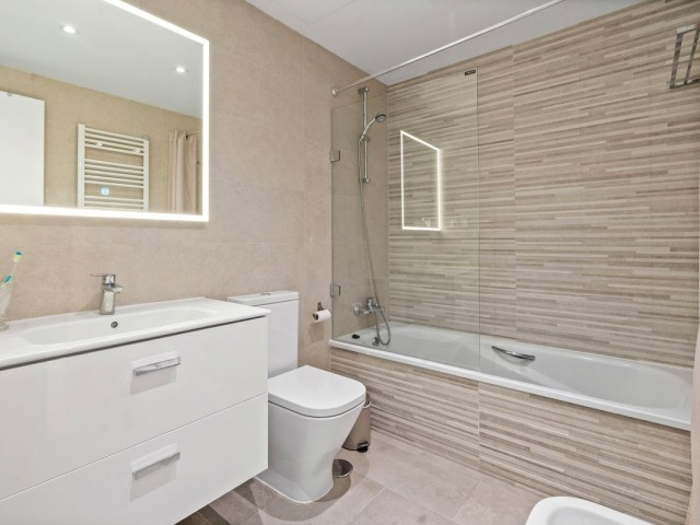 3 Bedrooms Townhouse in Fuengirola