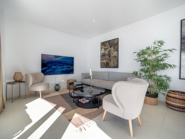 2 Bedrooms Apartment in Fuengirola