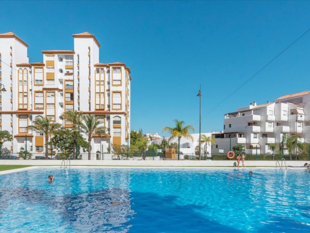 2 Bedrooms Apartment in Estepona