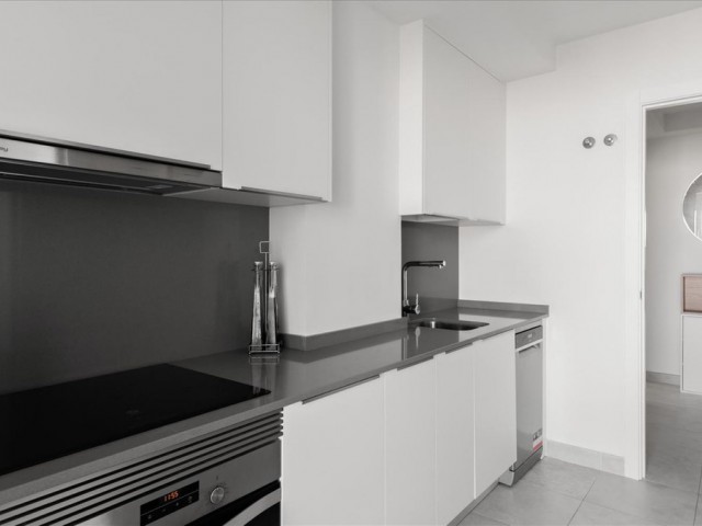 Apartment, Estepona, R5274334