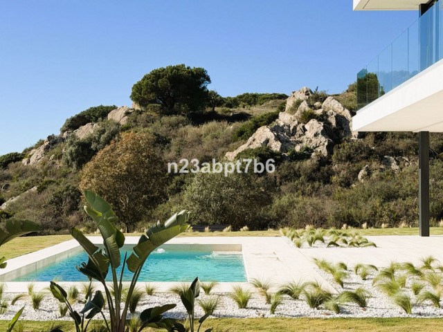 5 Bedrooms Villa in Sotogrande Alto