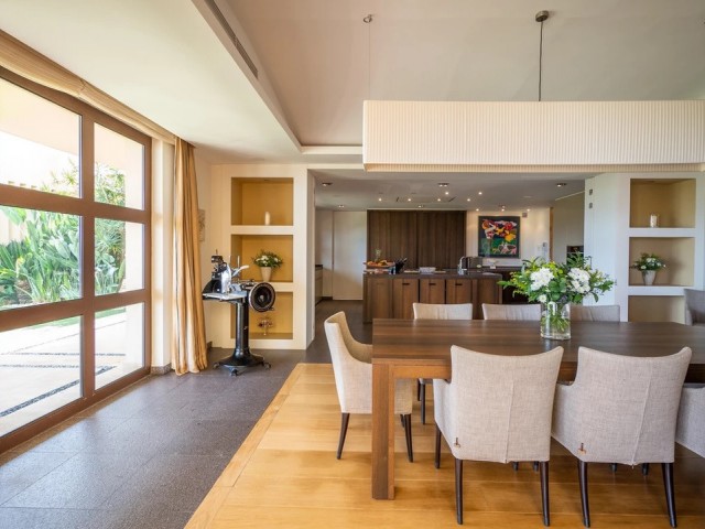 6 Sovrums Villa i Sotogrande