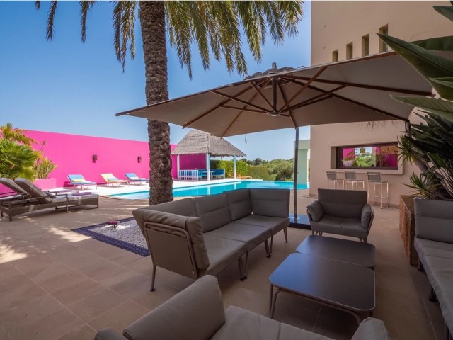 6 Sovrums Villa i Sotogrande