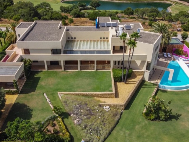 6 Sovrums Villa i Sotogrande