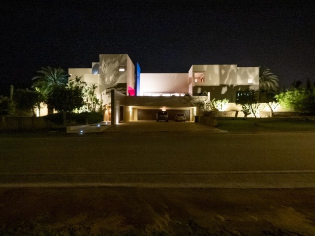 6 Sovrums Villa i Sotogrande