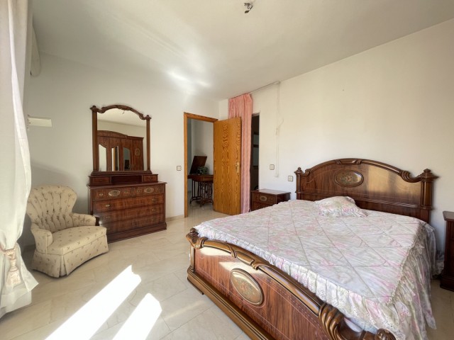 3 Sovrums Lägenhet i Estepona