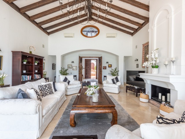 7 Bedrooms Villa in Sotogrande Alto