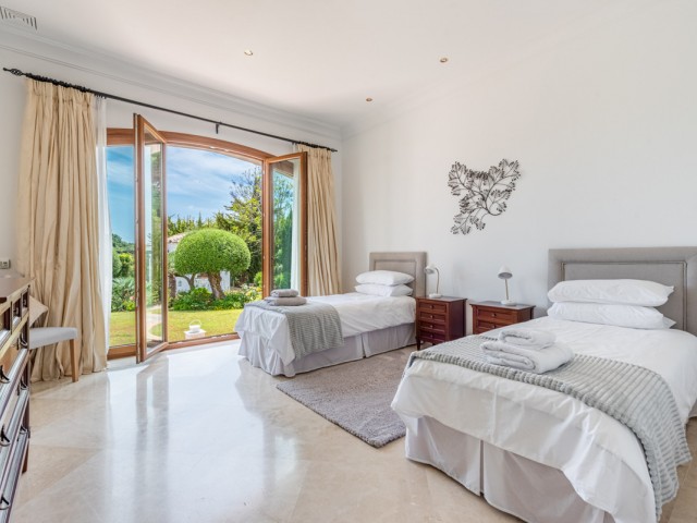 7 Bedrooms Villa in Sotogrande Alto