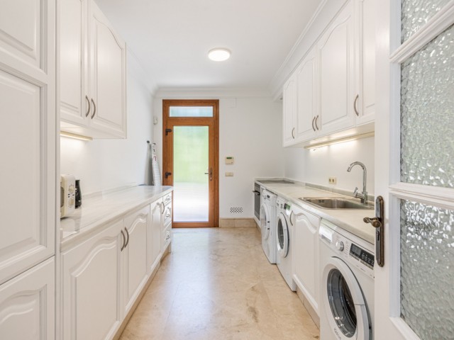 7 Bedrooms Villa in Sotogrande Alto