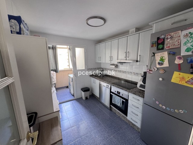 4 Makuuhuoneen Huoneisto Estepona