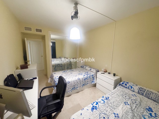 4 Makuuhuoneen Huoneisto Estepona