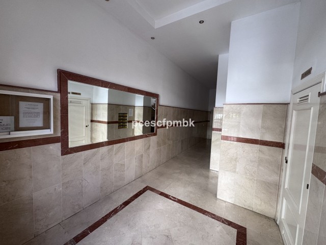 4 Makuuhuoneen Huoneisto Estepona