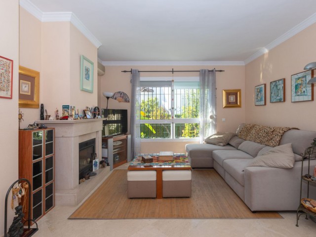 4 Bedrooms Townhouse in Marbella