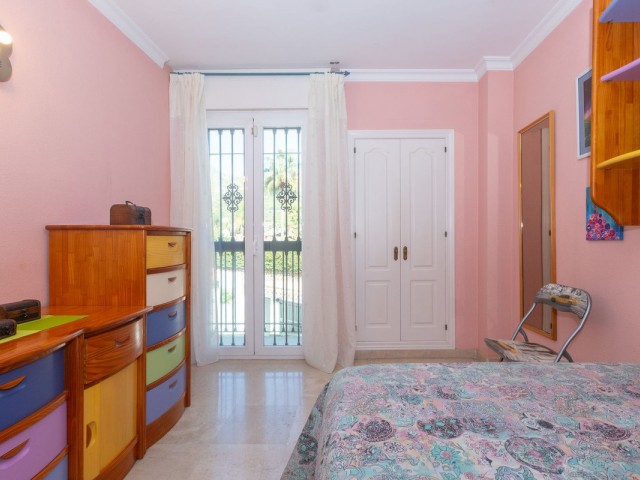 4 Bedrooms Townhouse in Marbella