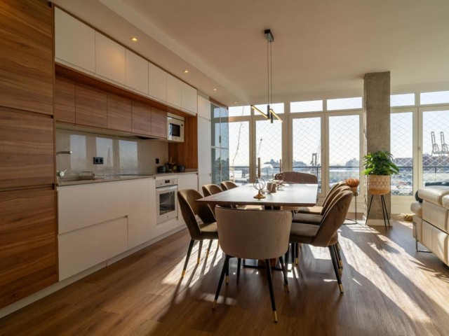 5 Schlafzimmer Apartment in Málaga Centro