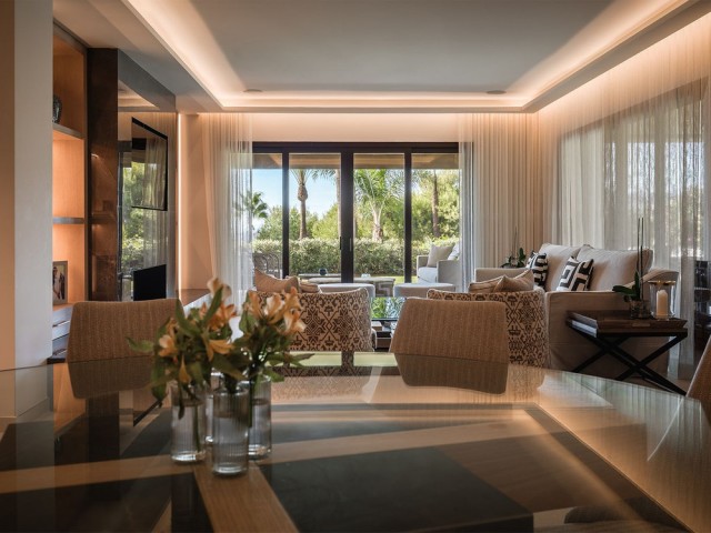 4 Bedrooms Apartment in Nueva Andalucía