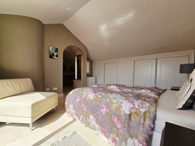 Penthouse in Elviria