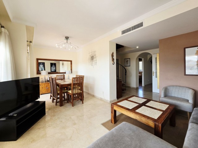 Penthouse in Elviria