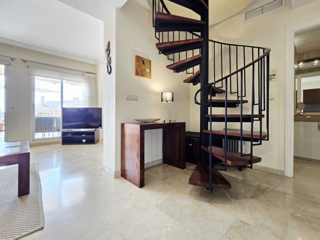 Penthouse in Elviria