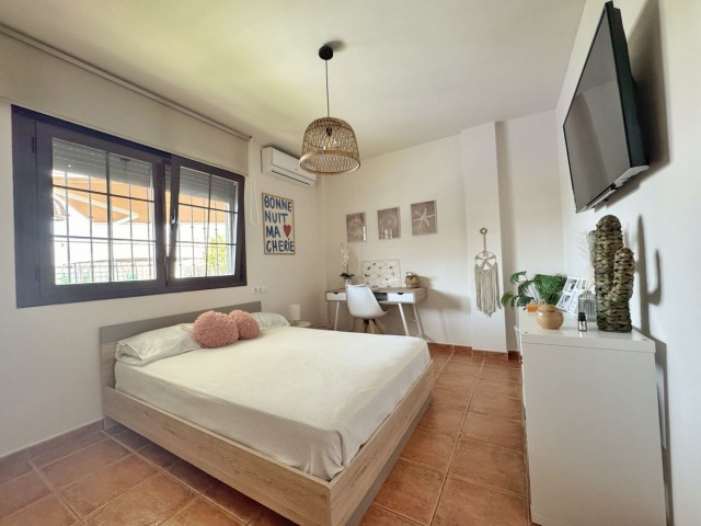 3 Bedrooms Villa in Sierrezuela