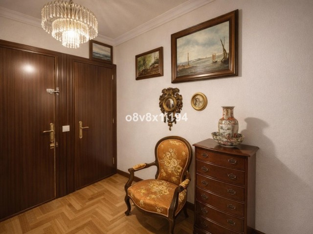 4 Bedrooms Apartment in Málaga