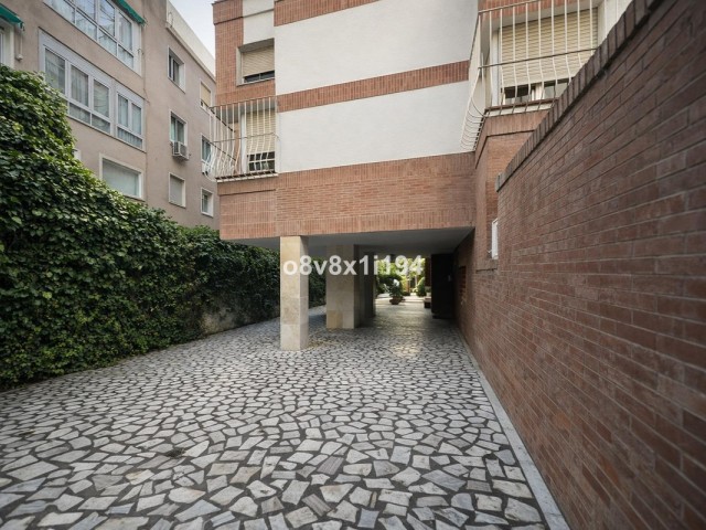 4 Bedrooms Apartment in Málaga