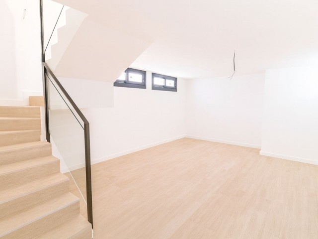 3 Bedrooms Villa in La Duquesa