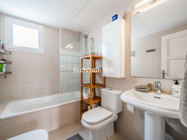 Ático con 3 Dormitorios  en Torrequebrada