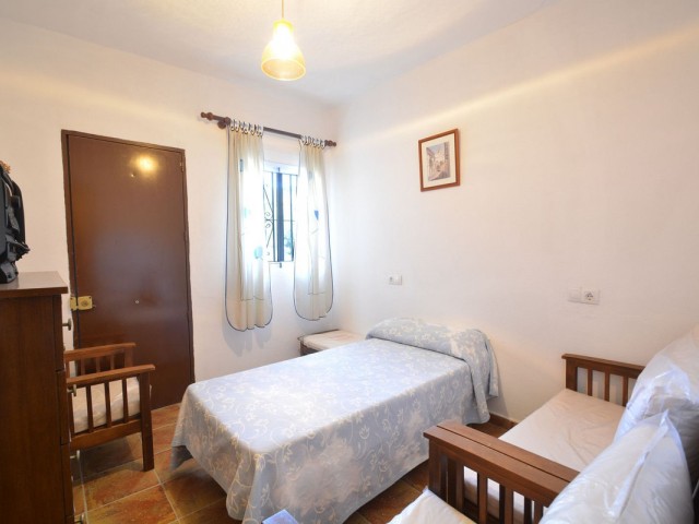 2 Bedrooms Villa in Marbella