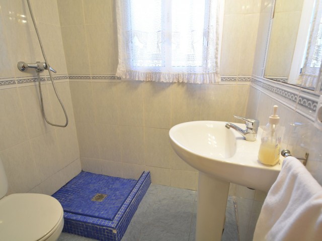 2 Bedrooms Villa in Marbella