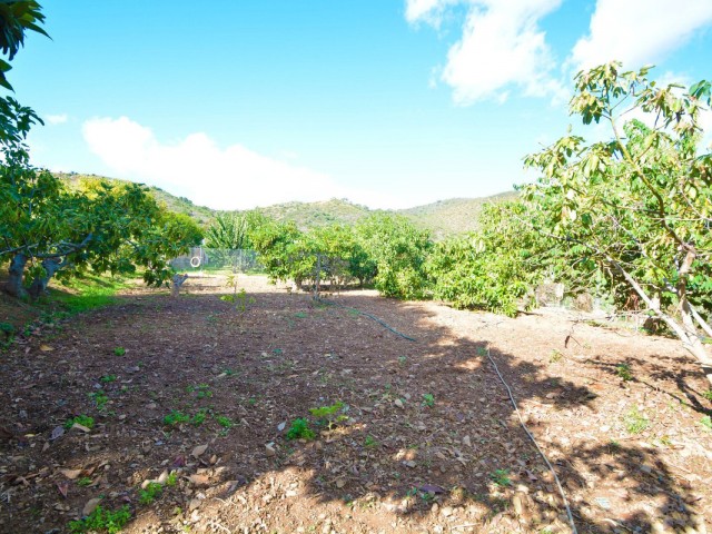 2 Bedrooms Villa in Marbella