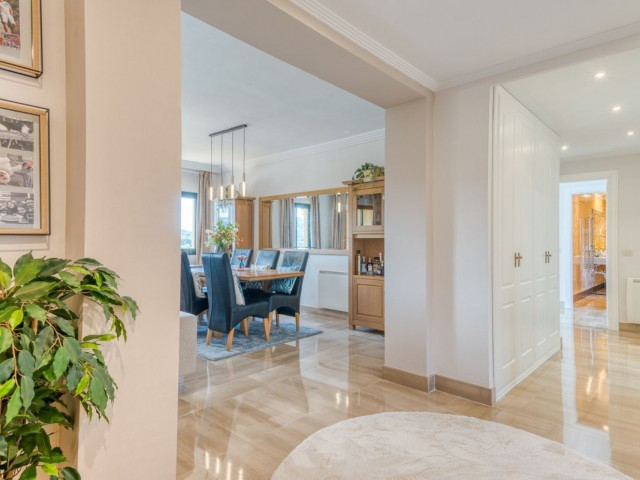 2 Bedrooms Apartment in Sotogrande Alto