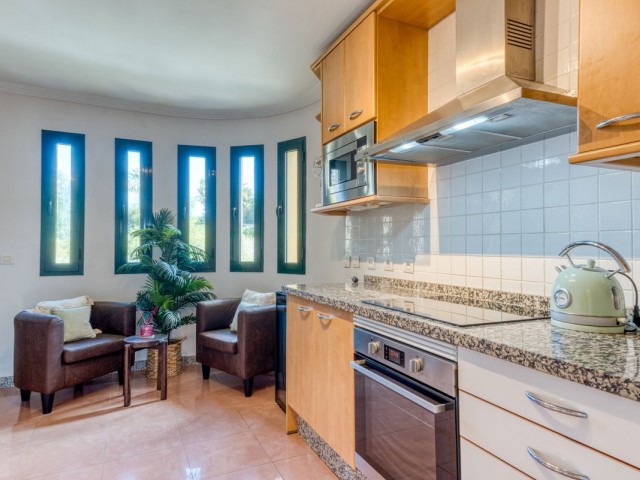 2 Bedrooms Apartment in Sotogrande Alto