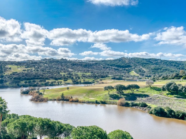 2 Bedrooms Apartment in Sotogrande Alto