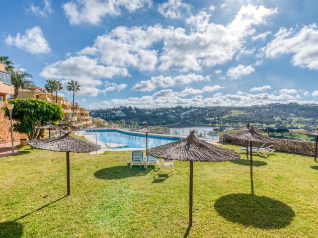 2 Bedrooms Apartment in Sotogrande Alto