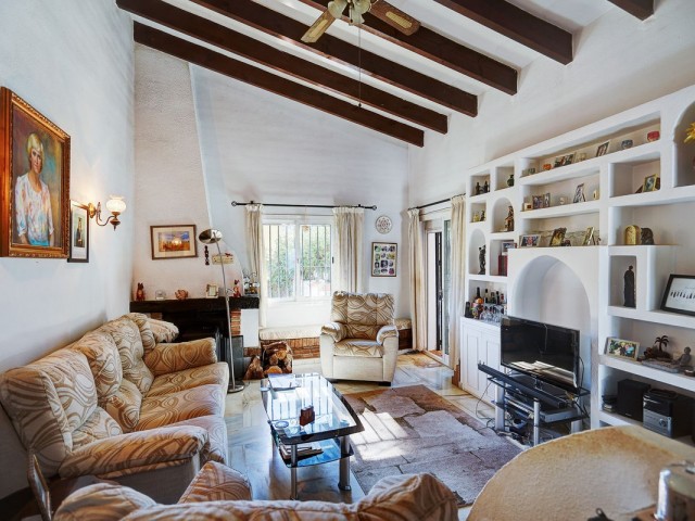 3 Bedrooms Villa in Calahonda