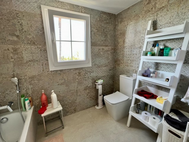 4 Bedrooms Townhouse in Estepona