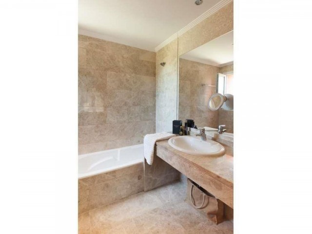 3 Bedrooms Villa in Marbella